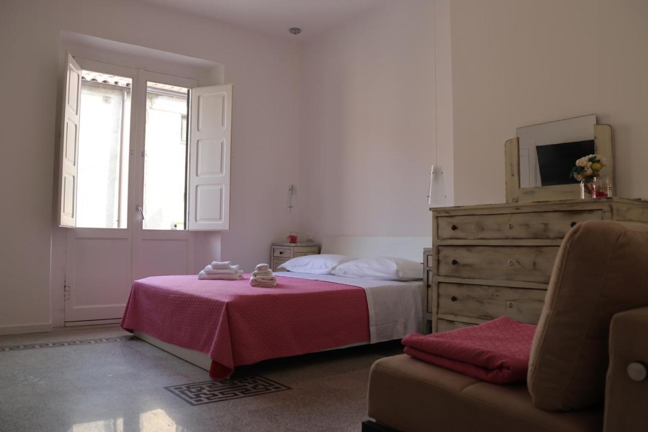 Il Borgo Civ.15 Hotel Paola Luaran gambar
