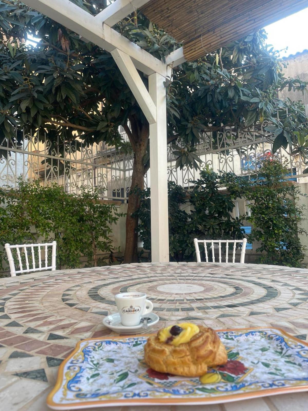 Il Borgo Civ.15 Hotel Paola Luaran gambar