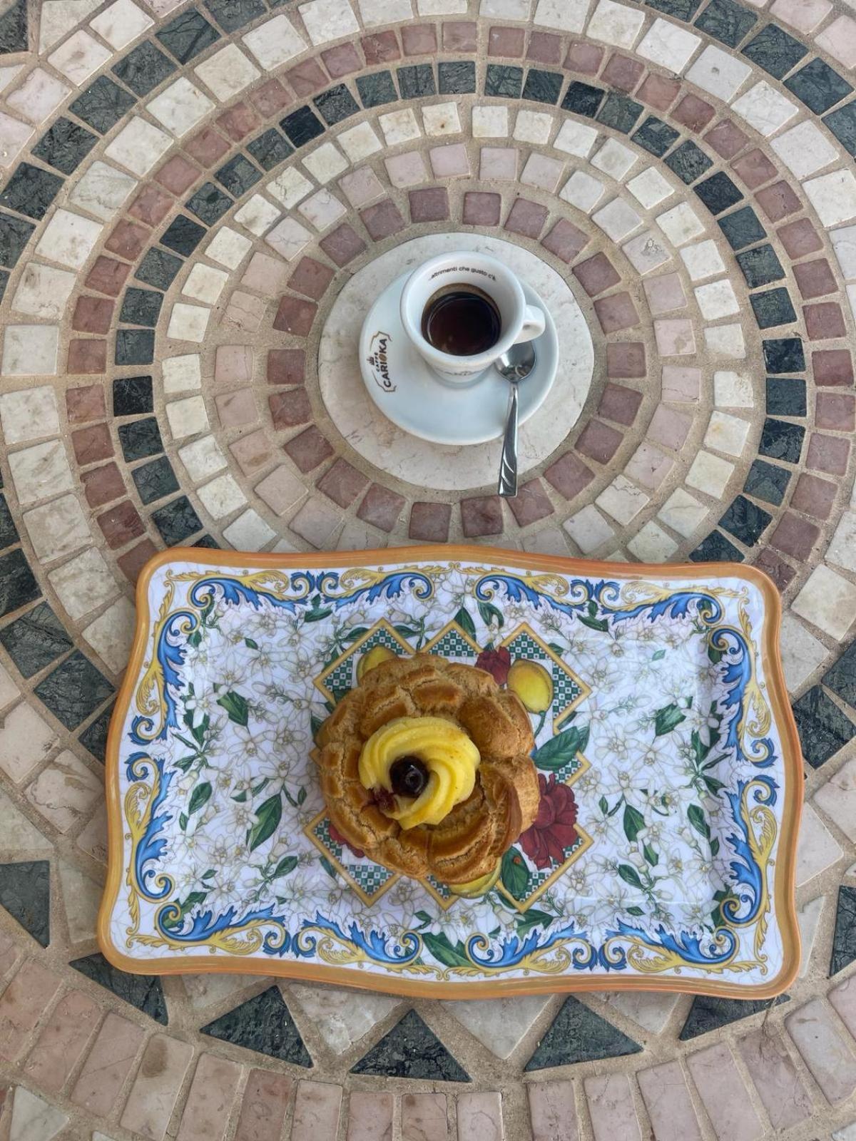 Il Borgo Civ.15 Hotel Paola Luaran gambar