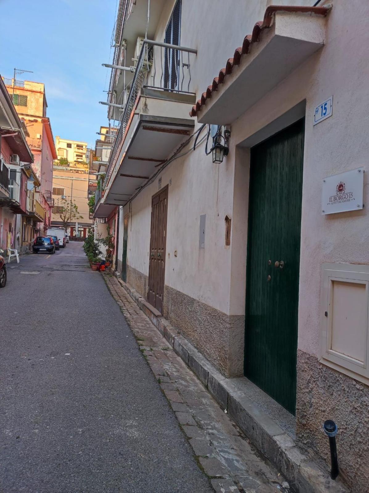 Il Borgo Civ.15 Hotel Paola Luaran gambar